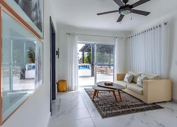 Villas Las Palmas, Ocean Village!