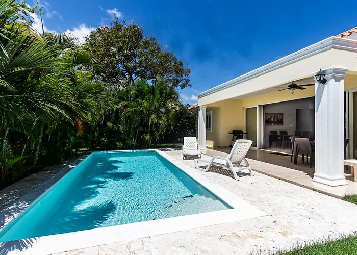 Villas Las Palmas, Ocean Village!